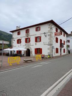 Hostal del Camino de Santiago - Valcarlos - 0