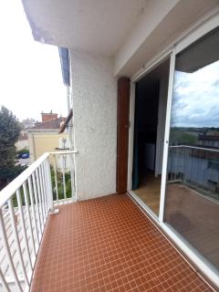 En baronnies charmant studio avec balcon et parking - 1