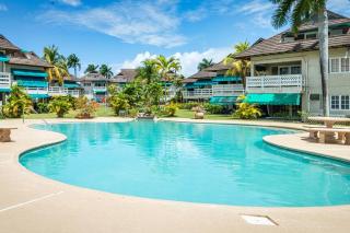 Oceanfront Two Bedroom Suite - Amazing Ocean Views - Montego Bay - 4