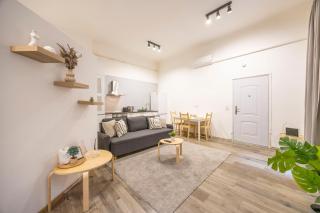 Central & Cozy Superior Terez Boulevard Apartment - Budapest - 9
