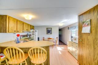 Yale Home in the Heart of Pheasant Hunting Country - - 8