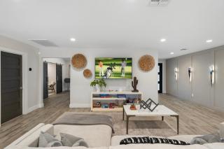 6 Bed Luxury Heated Pool - Phoenix - 1