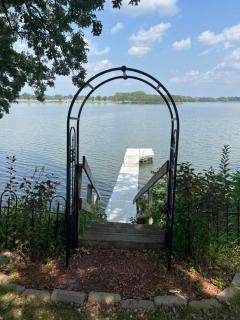 Over 200' of Shoreline on Foot Lake!! Great Fishing Year Round! - Willmar - 9