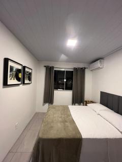 Suíte com BWC PRIVATIVO Com AR Ao Lado da Vila Germânica Oktoberfest - Blumenau - 7