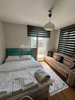 Sunny Terrace Retreat Near Taksim Square - Istanbul - 5
