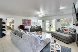 Hot Springs Retreat with Fireplace on Lake! - 5