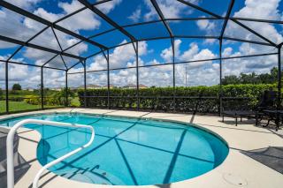 Modern 5BD, 4BA pool home in a golf resort community of Providence - 8