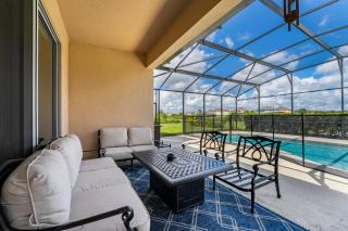 Modern 5BD, 4BA pool home in a golf resort community of Providence - Davenport - 6