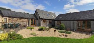 Spacious Luxury barn conversion - next to Tarka Trail cycle path - 7