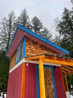 Gracies Grotto Cabin - 3