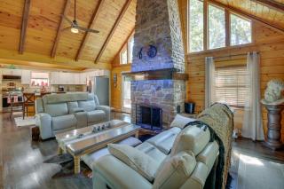 Hot Springs Cabin with Deck and Mountain Views! - 6