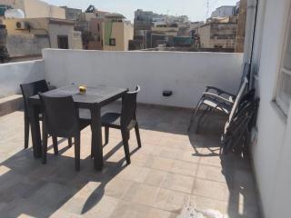One bedroom appartment with terrace in Sliema - Sliema - 8