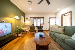 House of Fairy Wren -Charming Queenslander Cottage mins drive to Brisbane CBD and Gabba Stadium! - 2