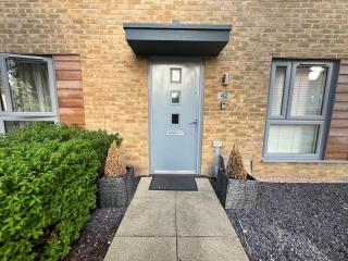 Luxury Ashford Home in secure neighbourhood with Dedicated Parking - Ashford - 7