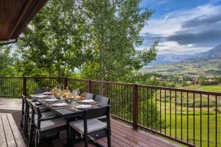 Camp Telluride - golf course, views, hot tub, gym! - 7