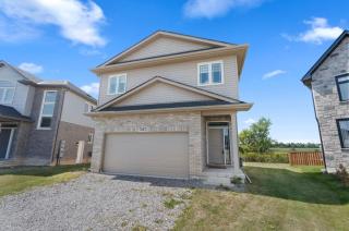 Beautiful Luxe Villa - Thorold - 5
