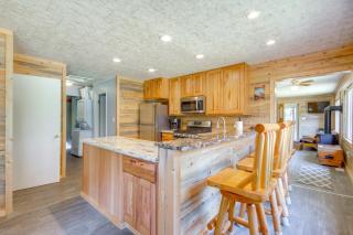 Contact Mountain Hideaway with Views and Porches! - McLeod - 2