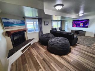 Paradise Pointe - Hot tub, Playroom, Arcades, Amazing Lake Views! - Garden City - 7