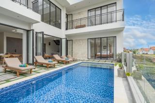 Villa Prerna - 6 Bedrooms Modern Luxury Villa in Batubolong - Canggu - 0
