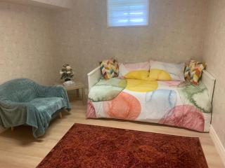 Millpond Basement Units - Richmond Hill - 5