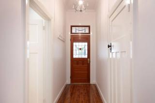 White Rabbit on Jones- central sophistication - Albury - 1