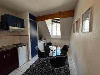 Studio à 200m des thermes avec piscine, parking et WiFi - FR-1-541-112 - 5