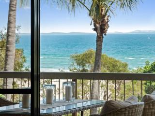 Mooloomba Two by Discover Stradbroke - Point Lookout - 9