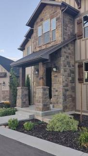 Paradise View Lodge - Amazing Lake Views, Playroom, Pool, HotTub! - Fish Haven - 5