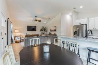 Quaint Cottage & Family Friendly Retreat - St. Augustine - 2
