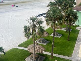 Sea Oats Condominiums - St Pete Beach - 7