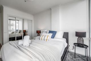 Modern Nomads Stunning City & River View 3BR with Carpark - 5
