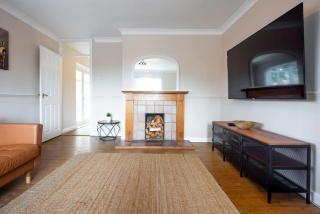 Space Apartments - 5 Bed Detached House inc Parking, Fast WiFi Speeds - Great Horkesley - 7