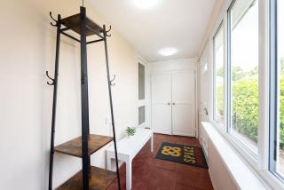 Space Apartments - 5 Bed Detached House inc Parking, Fast WiFi Speeds - Great Horkesley - 1