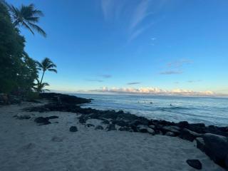 Magic Sands Beach view, 2B2B, AC, Pool, Sleeps 6 - Kailua-Kona - 1
