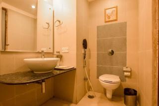 Hotel Silicrest - Bangalore - 5