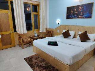 Night in Pardise Hotel Manali - 4