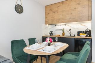 Baltic Twist Apartment with Balcony Jastrzębia Góra by Noclegi Renters - Jastrzębia Góra - 7