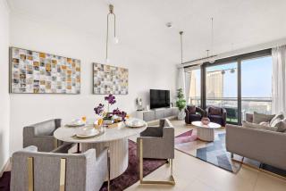 FIRST CLASS 2BR Burj Khalifa View - Dubai - 3