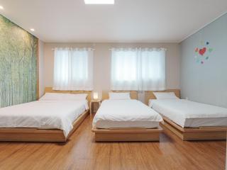 Rain Boots Guest House - Incheon - 6
