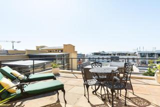Idyllic Villa - Rooftop Deck - Mountain Views - Cape Town - 7