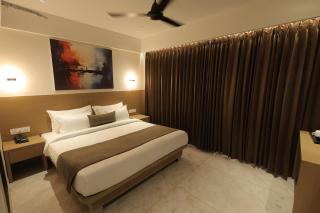 Hotel Vrindavan Palace - Indore - 2