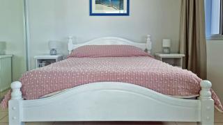 Monterey Lodge Unit 16 27 Warne Terrace Kings Beach - 6