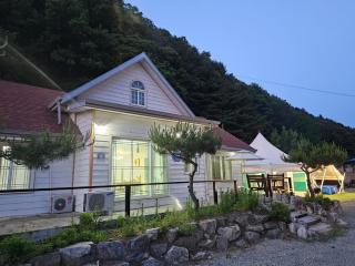 Gapyeong Full Room Detached Pension - Maemnae - 9