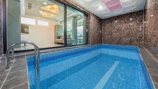 Chuncheon Namiseom River North Pool Villa - 1