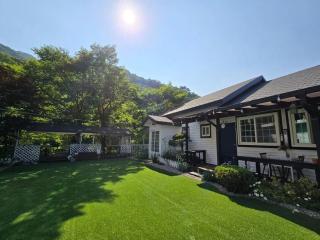 Pyeongchang Heungjeong Valley 409 Pension - Pyeongchang - 8