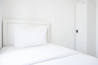 Cozy and Comfort Living 2BR Green Bay Pluit Apartment By Travelio - Jakarta - 8