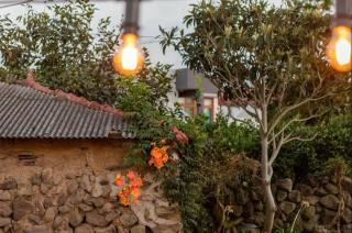 Jeju Ya Aewol Dokchae Stay - 5