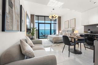 Brand New Stylish Suite Studio In JVC - Dubai - 4