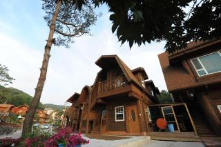 Boryeong Rich Valley Log Village Pension - Boryeong - 1