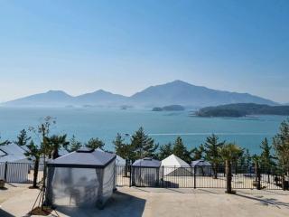 Bito Sunsetforest Glamping - Sacheon - 2